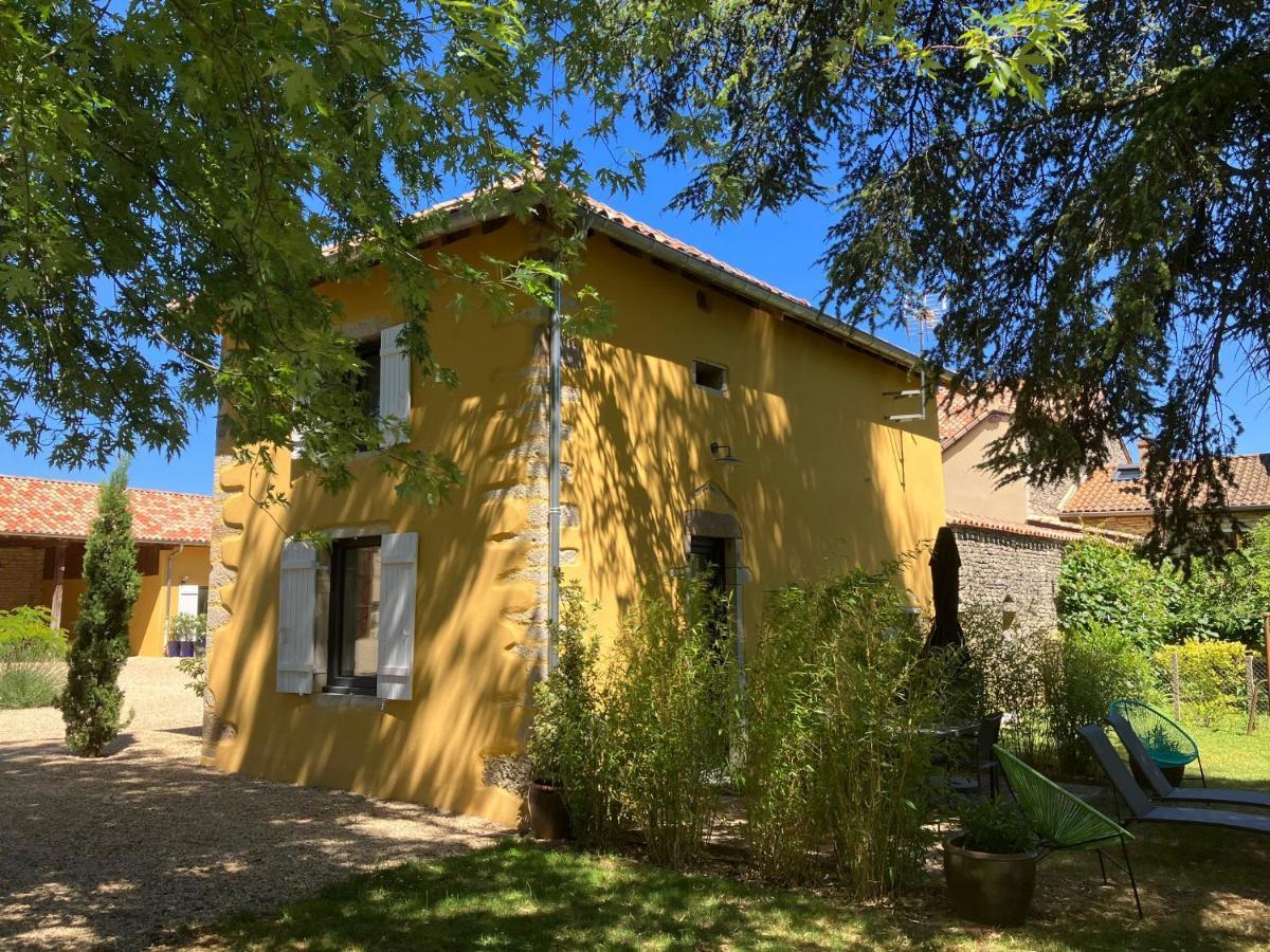 Le Clos De Quintaine Gites De Charme Clessé Exteriér fotografie