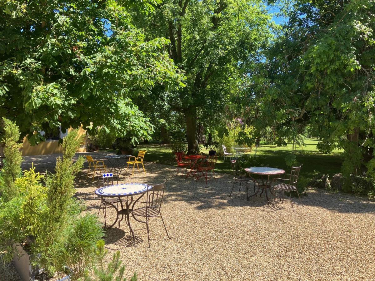 Le Clos De Quintaine Gites De Charme Clessé Exteriér fotografie